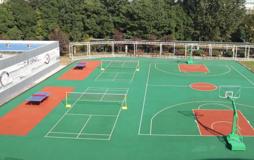 秋阳扮亮漂亮厂区，，，必发扮亮纯净心情